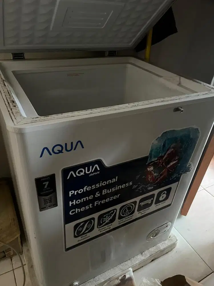 frizzer aqua sanyo 100 liter