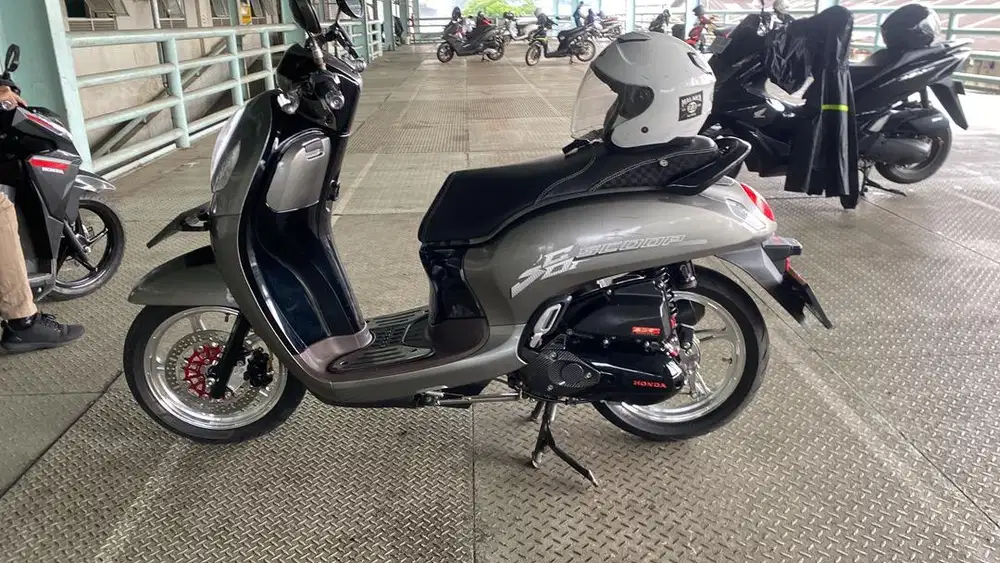 Scoopy prestige 2021