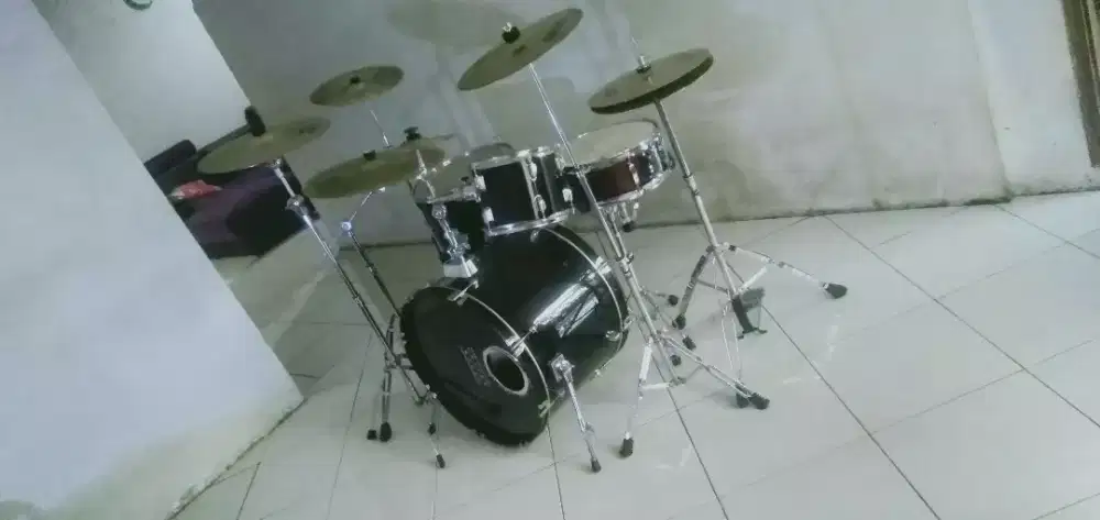 Drum Custom di Jual Cepat plus Cymbal