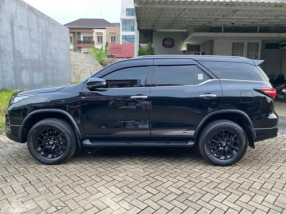 Toyota Fortuner 2023 Diesel