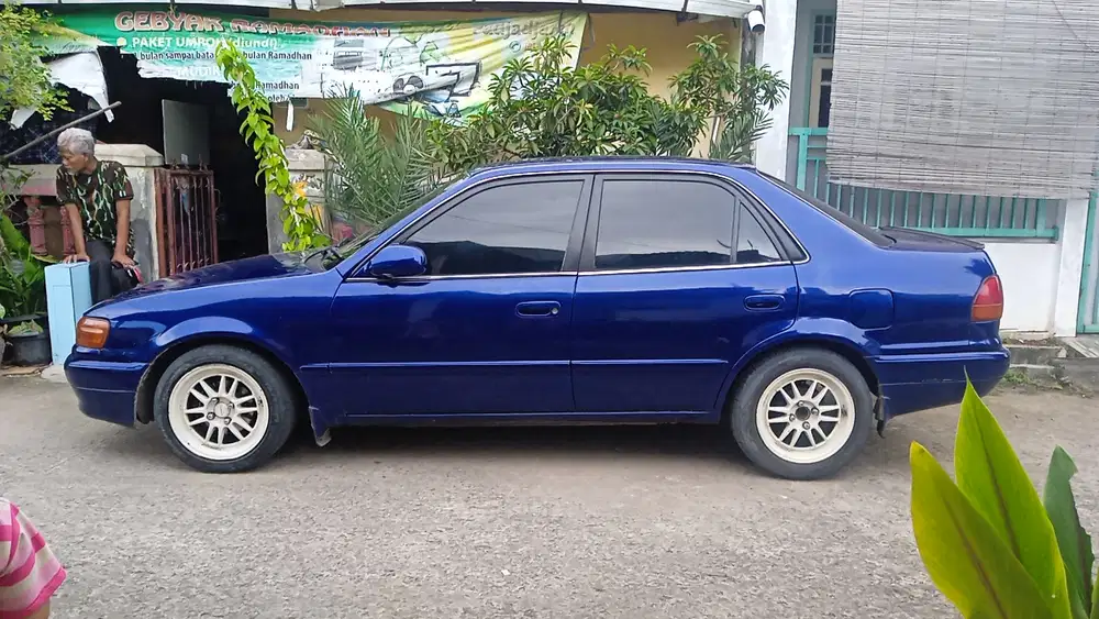 Toyota Corolla 1996 Bensin