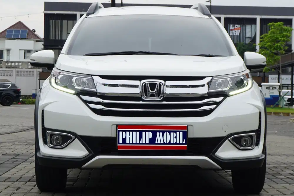 HONDA BR-V 1.5 E CVT CKD 2019 – PUTIH ELEGAN Kondisi Istimewa