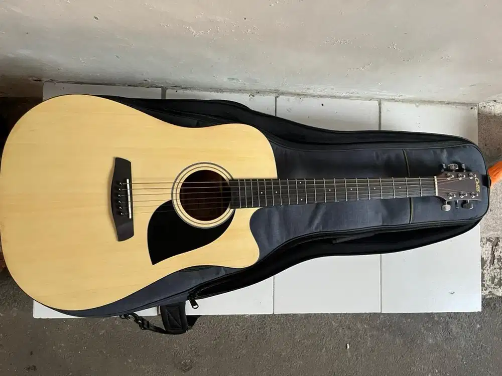 Dijual Gitar Akustik Elektrik