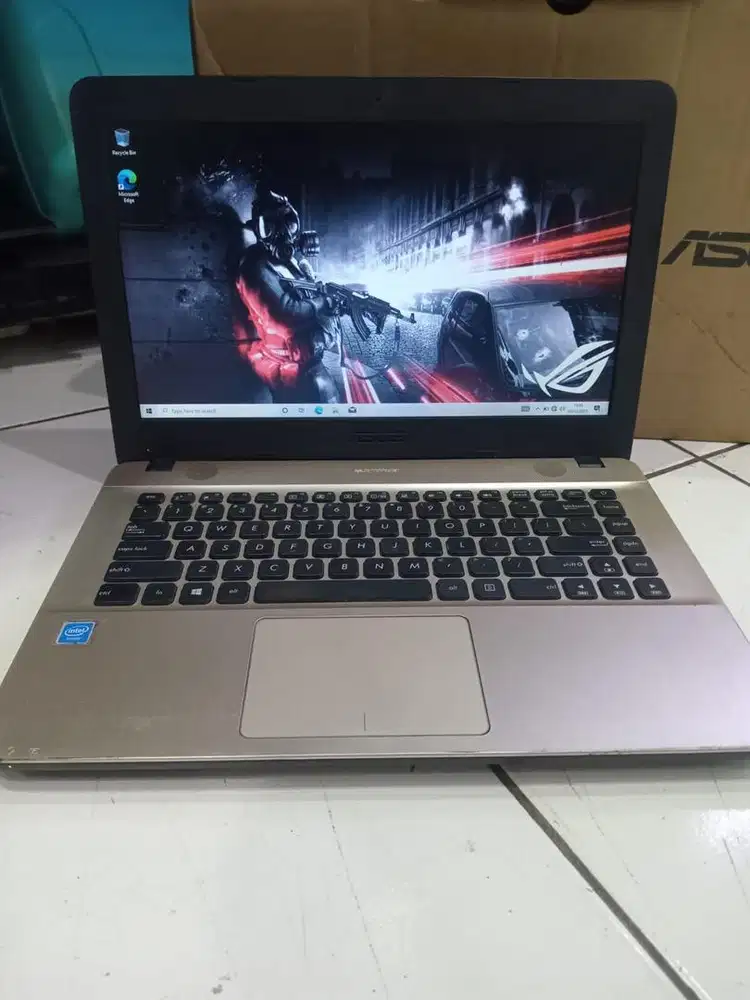 laptop asus vivobook x441m