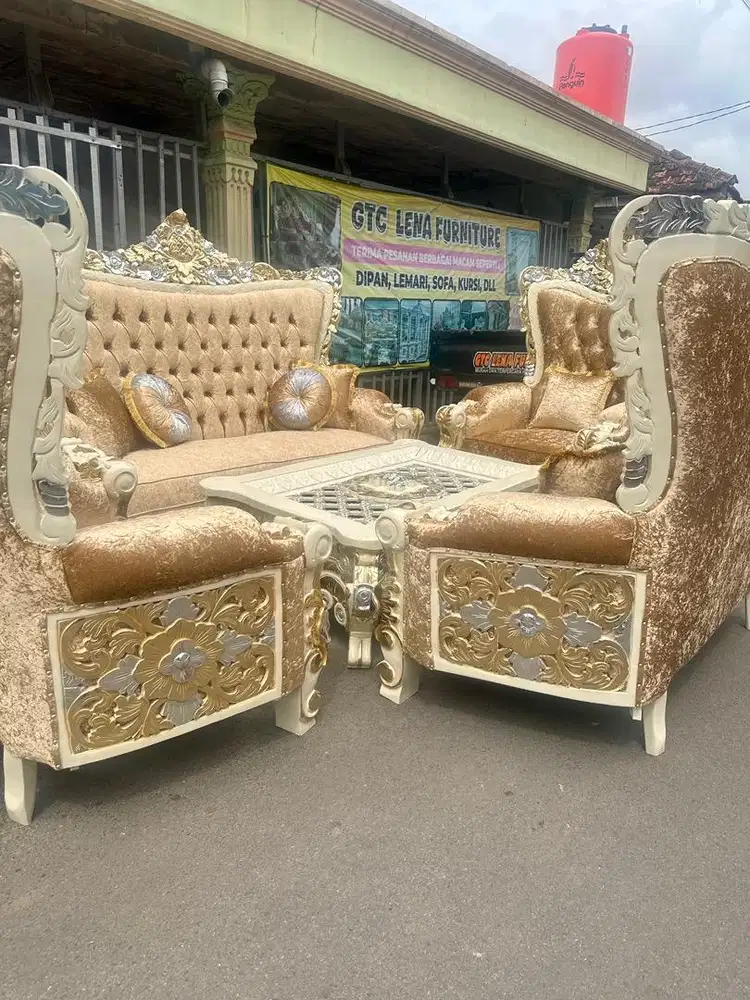 Kursi Bellagio Sultan