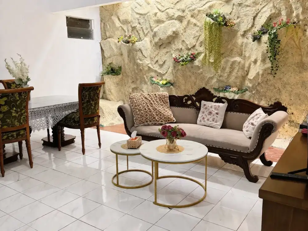 RUMAH 1 LT STRATEGIS ADEM & SEJUK DI SUKABUMI UTARA KEBON JERUK JAKARTA BARAT