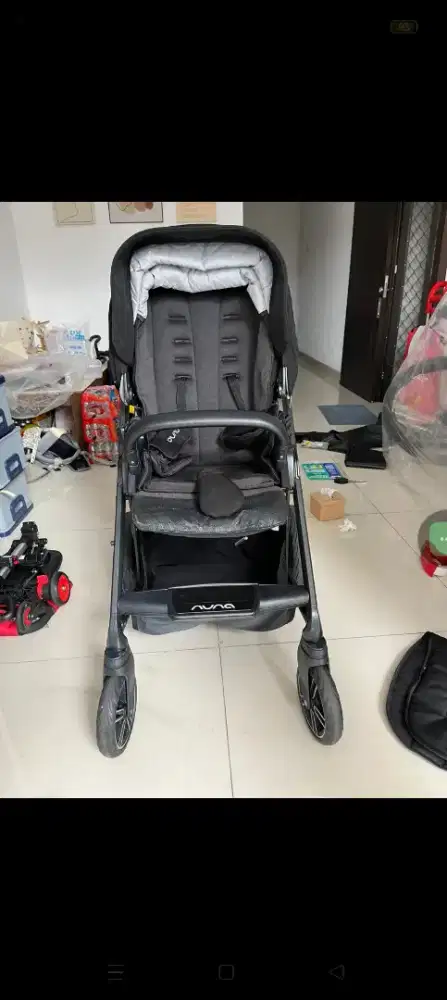 Stroller Bayi 1 set kondisi mulus bagus 99% + murah + jual rugi