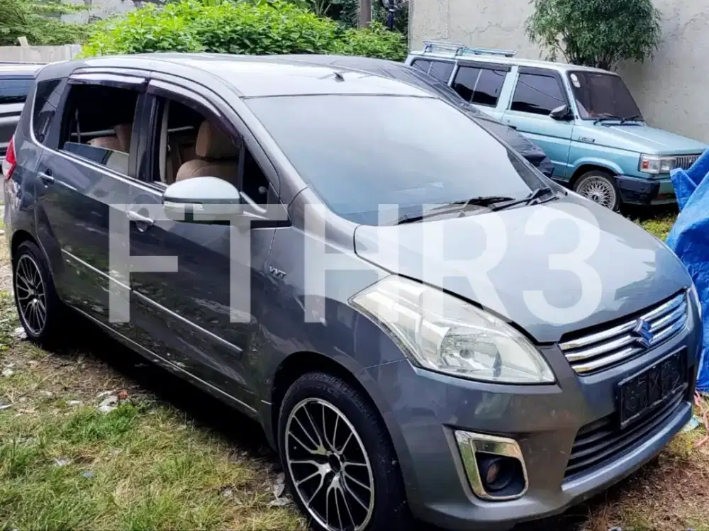 Suzuki Ertiga GL 2013 AT