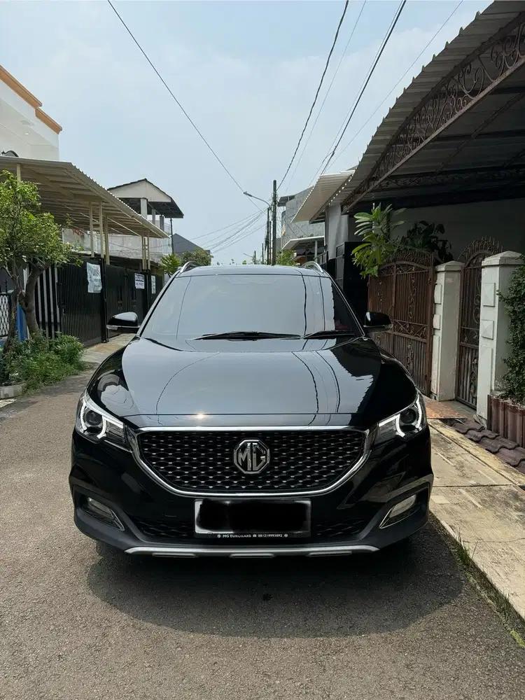 Low KM MG ZS 2021 Hitam Terawat