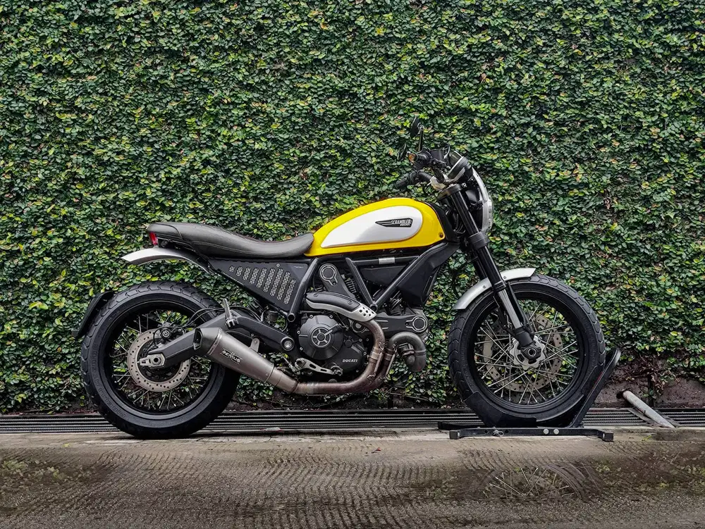 Ducati Scrambler 800 2016 TT FP LOW ODO LIKE NEW