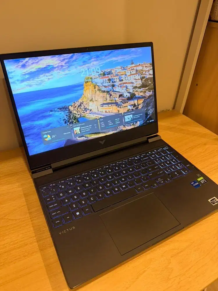 Laptop Gaming HP VICTUS i7 1TB 32GB Spek Mentok Kanan