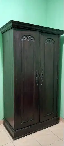 Lemari Jati Classic