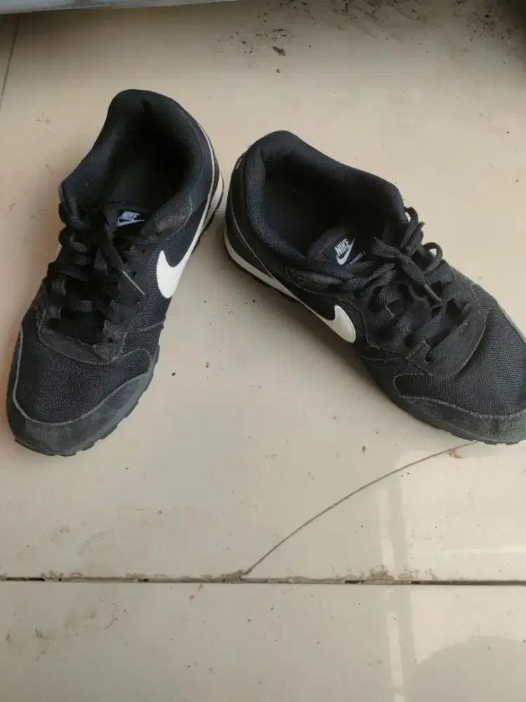 sepatu branded size 43