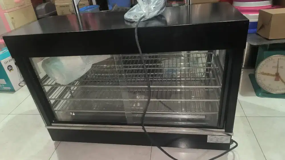 Food Display Warmer Curved Glass Second Merk Krischef 160L type 228329