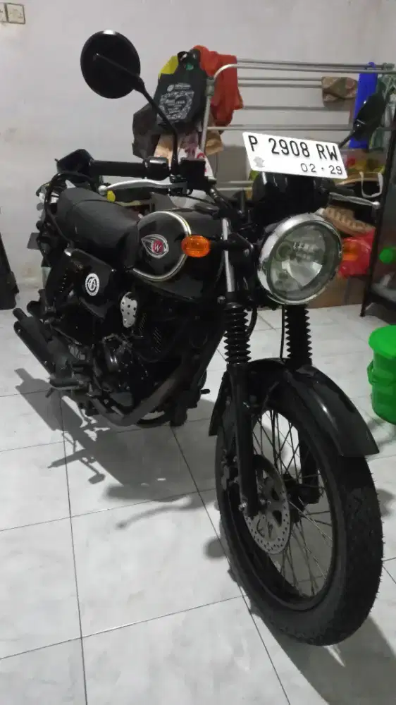 Kawasaki W175 se