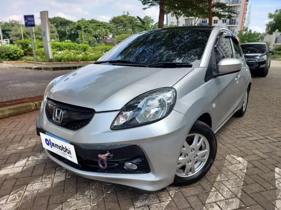 KM Low Nego Harga Murah Honda Brio Satya 2015 SHFS