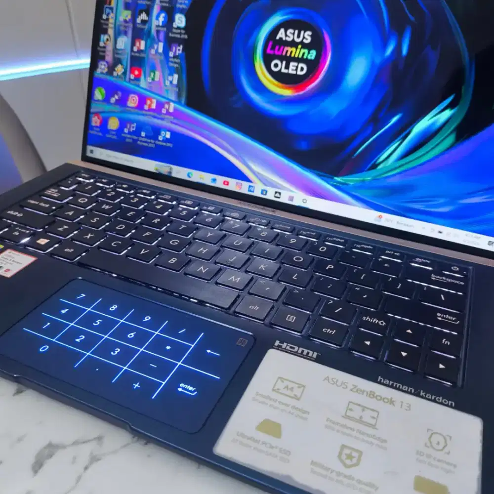 Laptop Asus ZenBook numpad ux433fn i7 nvdia numpad