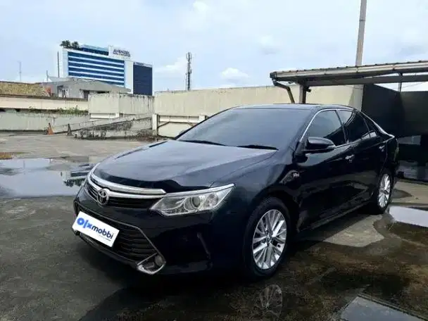 PROMO Low Angsuran Toyota Camry 2.5 V Bensin-AT 2016 RFS