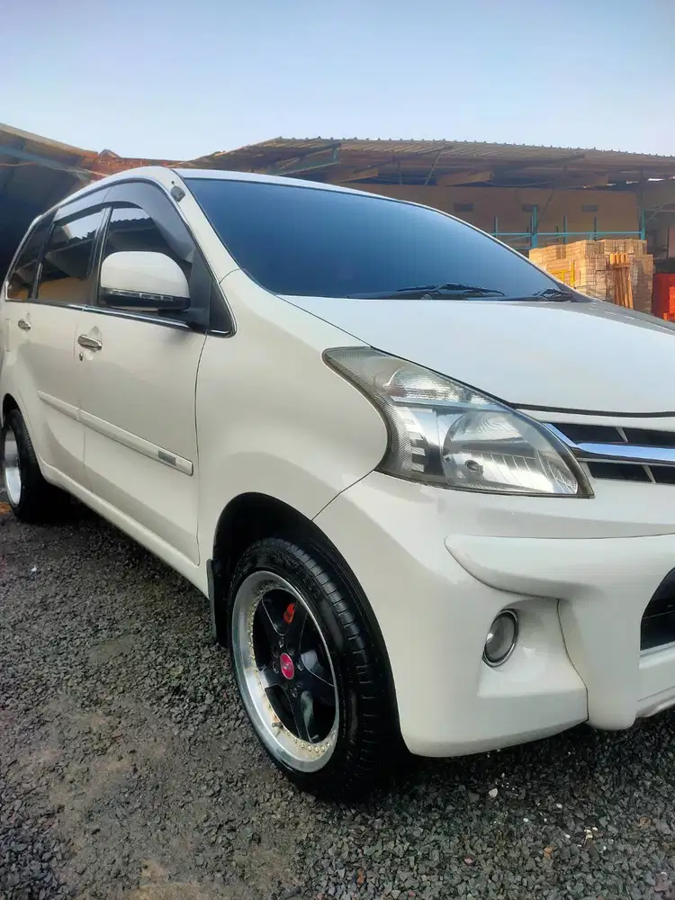 All new Xenia 1.3 R Sporty 2013 M/T Putih Airbag