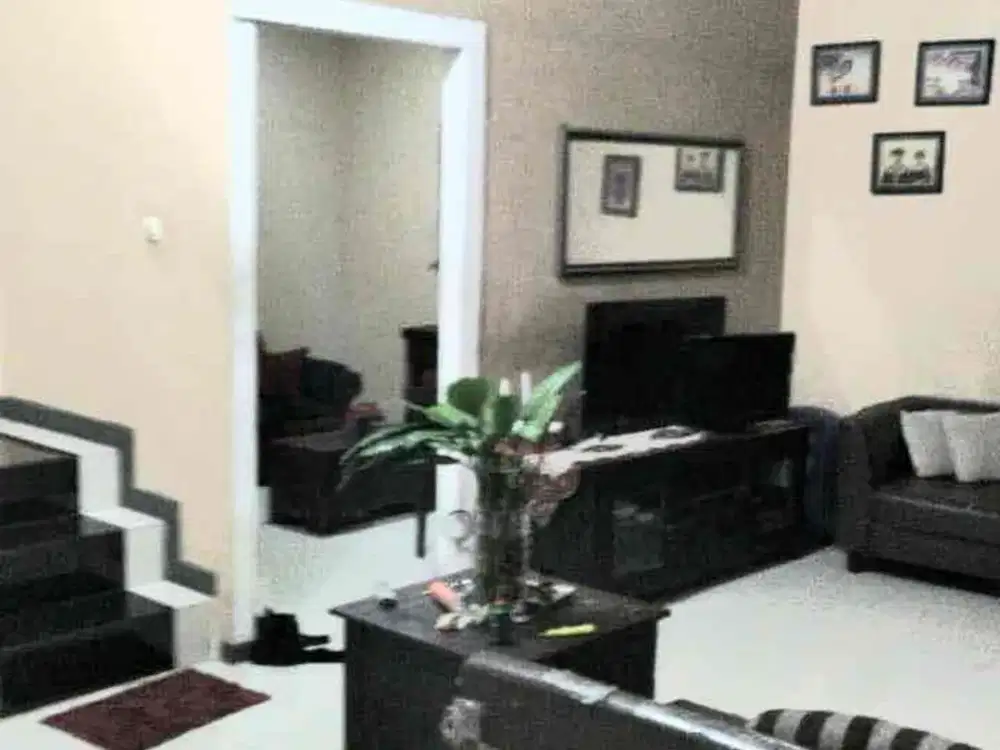 rumah cantik 2 lantai dalam cluster dekat pintu tol Perigi bintaro