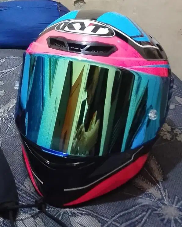 Helm Kyt tt Course overtech blue and pink