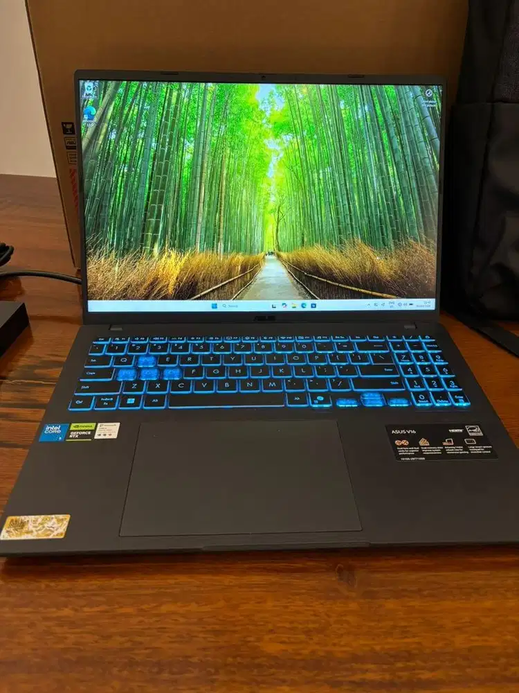 Like new Asus Gaming V16 V3607VH core i5 rtx5050 8GB/16GB W11+OHS
