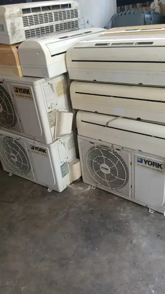 Terima AC bekas dan rusak