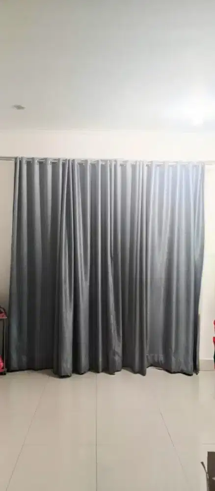 Gorden Informa beserta railingnya