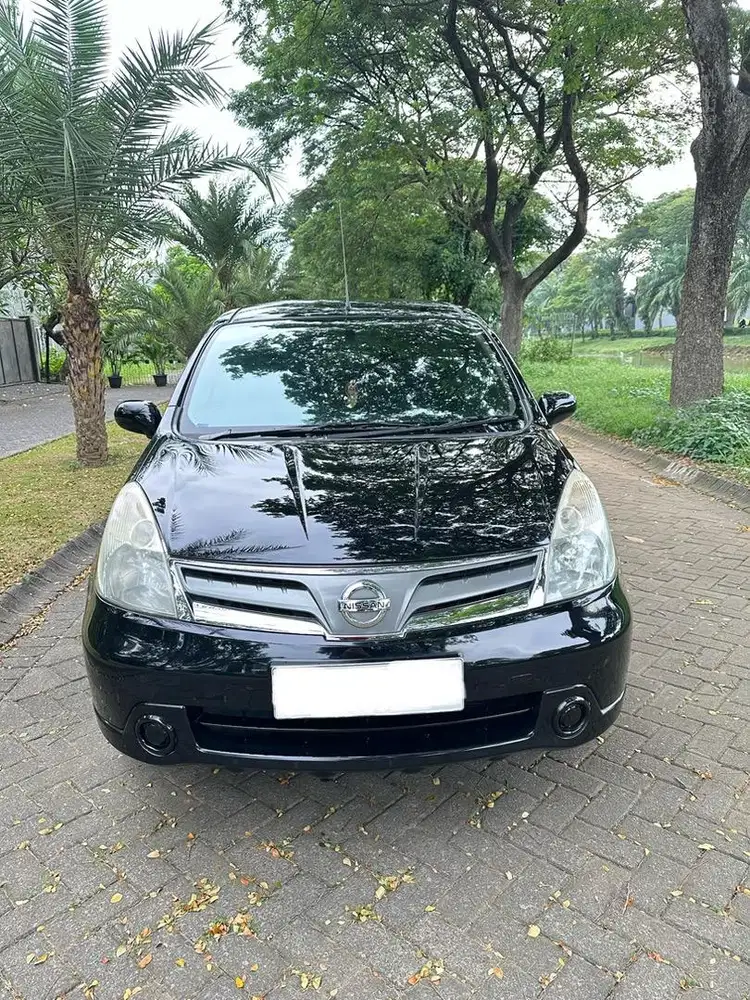 Jual Cepat Nissan Livina SV manual 2013 km 50rb record nissan !!