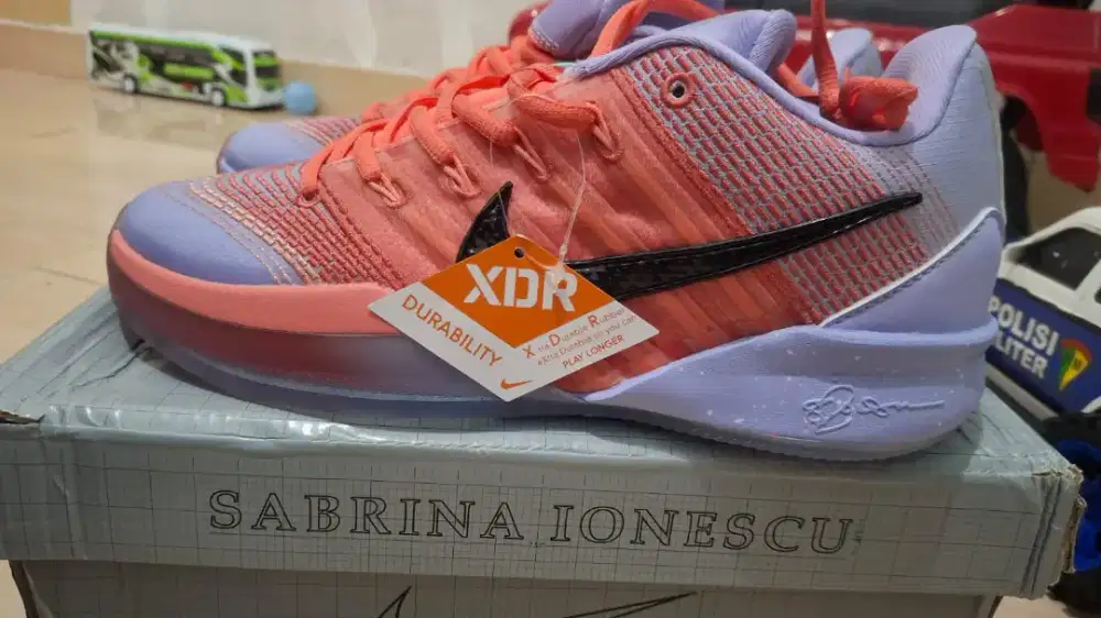 WANT TO SALE SEPATU BASKET NIKE PREMIUM