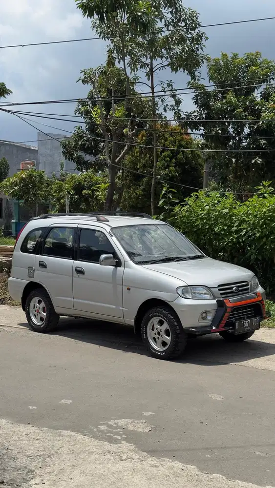 Daihatsu Taruna 2000 Bensin