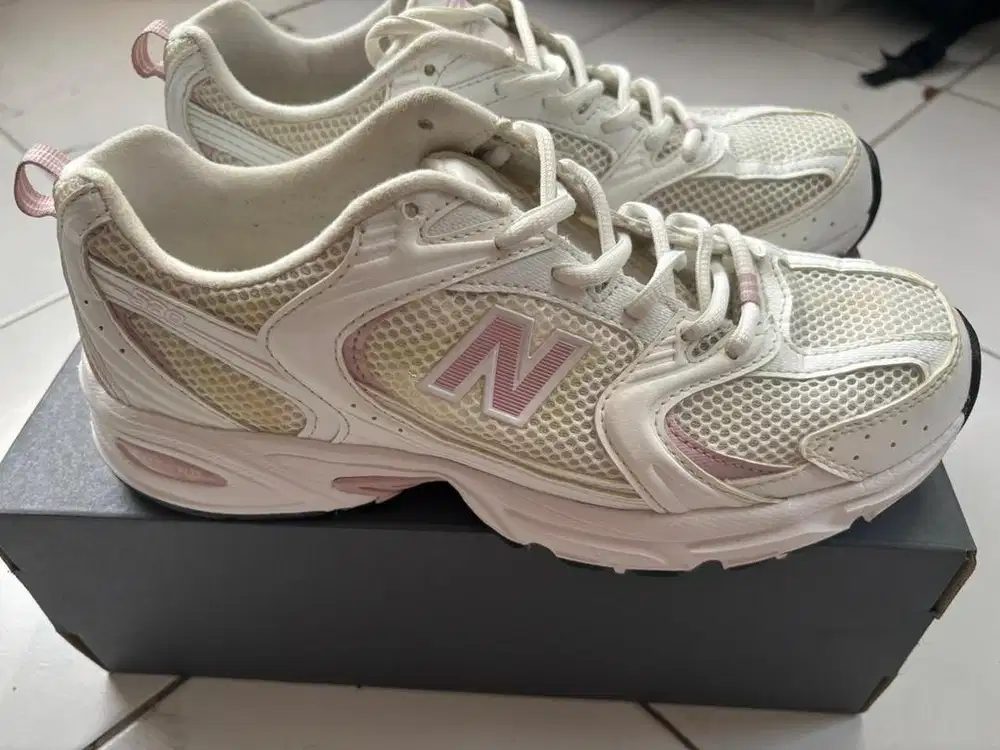 New balance nb 530 white pink