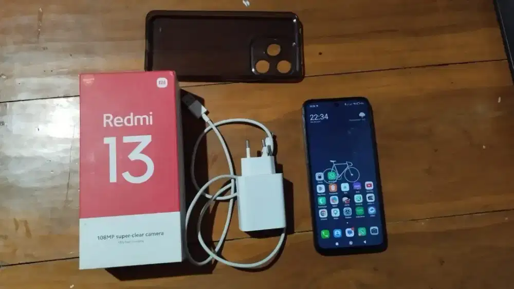 Redmi 13 8+4/128 hitam