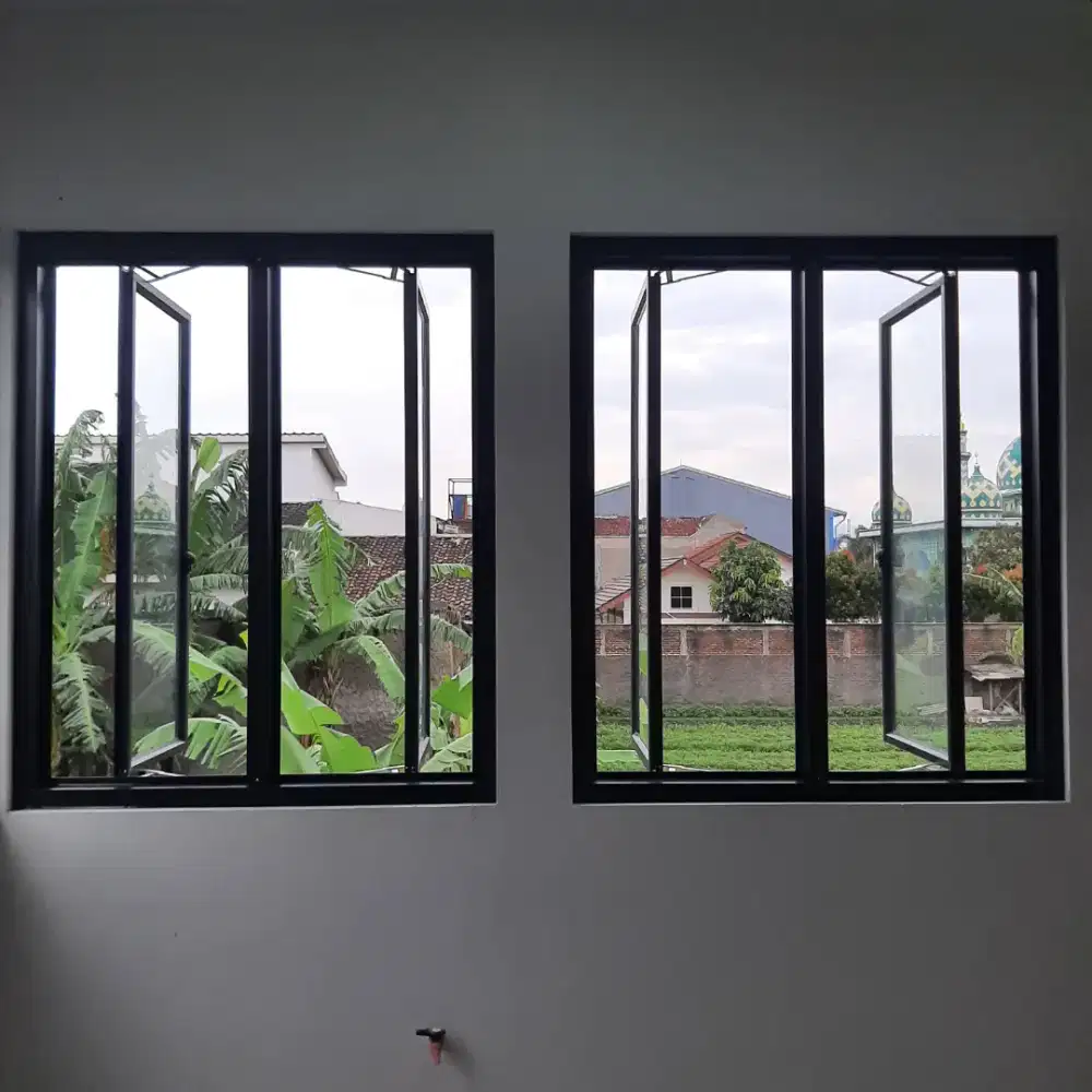 Kusen Jendela Aluminium Hitam Bukaan 4 Daun Kaca Bening 5mm Minimalis