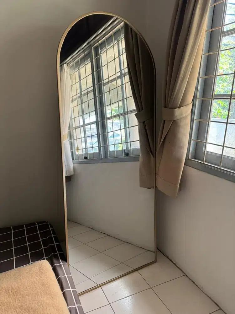 dijual kaca standing besar