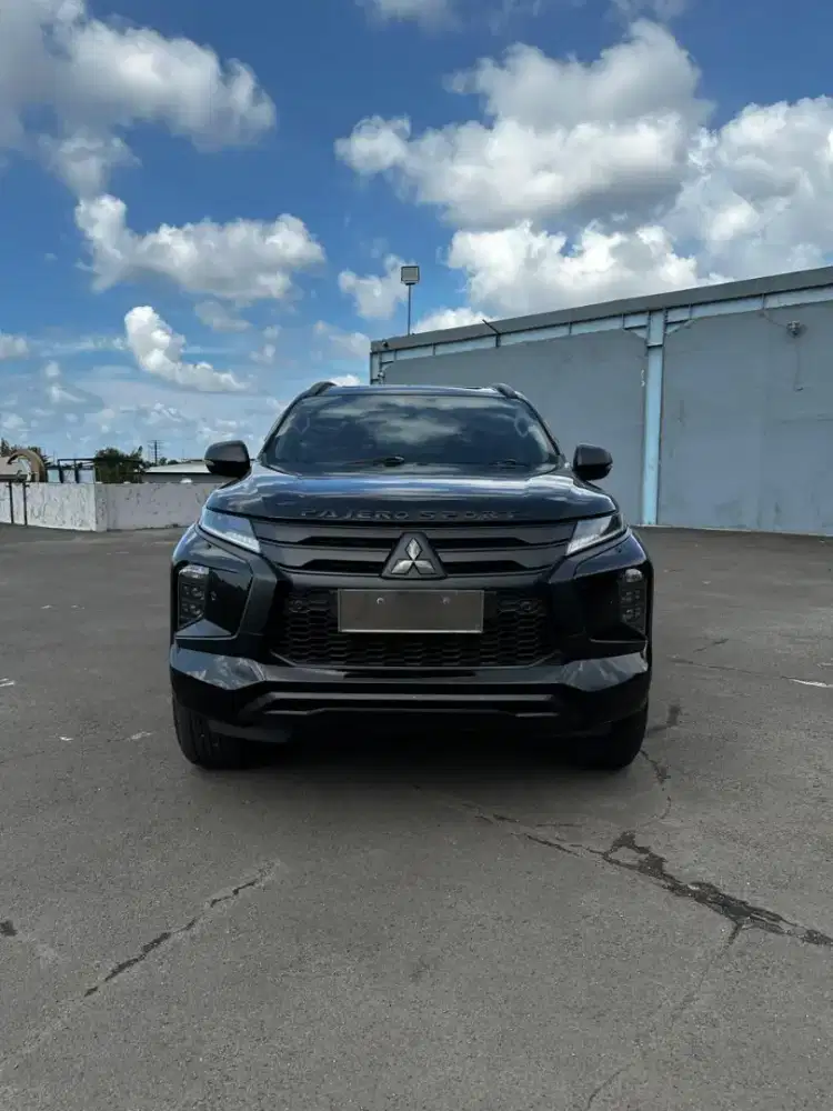 PAJERO DAKAR 4X2 AT 2022