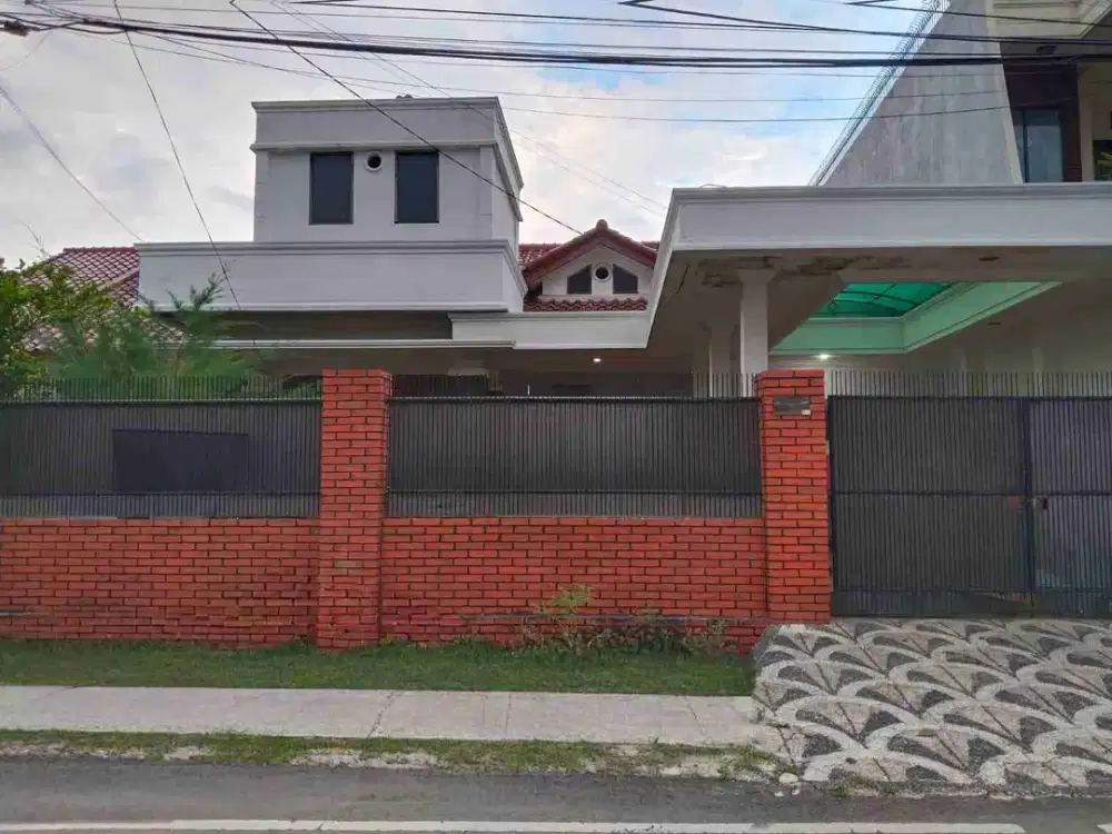 Rumah Mewah dan Luas di Kavling AL Duren Sawit