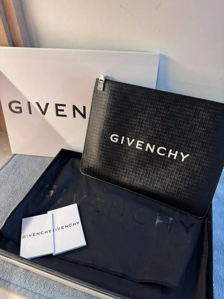 Givenchy zip pouch
