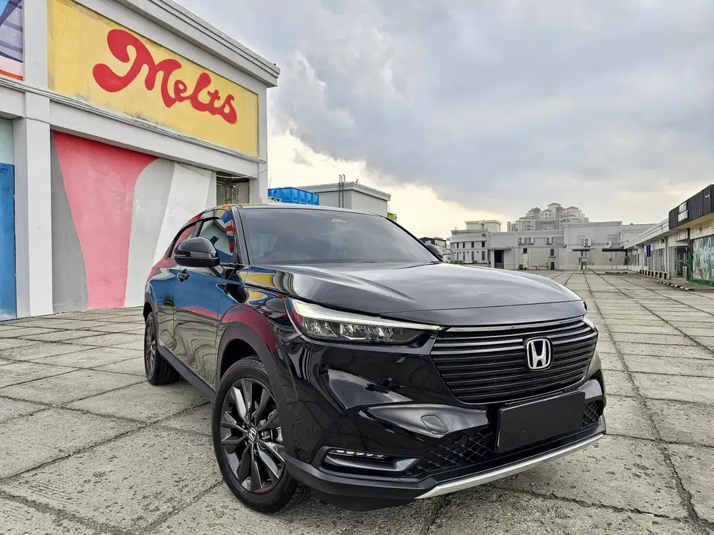 [KM19.000AN]HONDA HRV 1.5 SE SENSING AT HITAM 2023