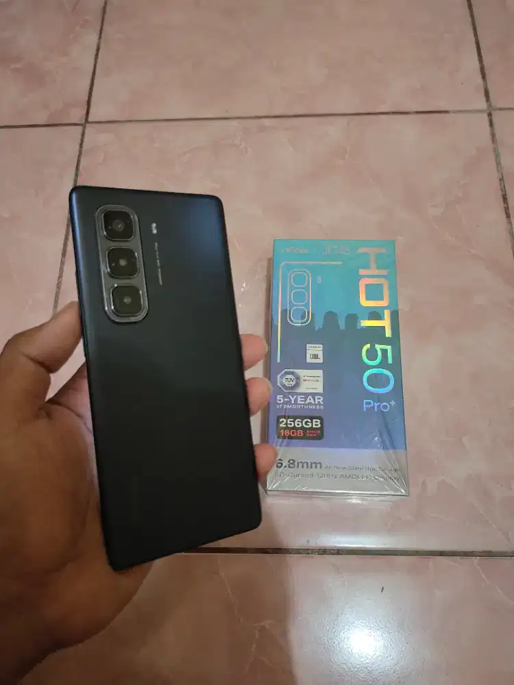 Infinix Hot 50 pro plus 8/256 bekas pakai fullset