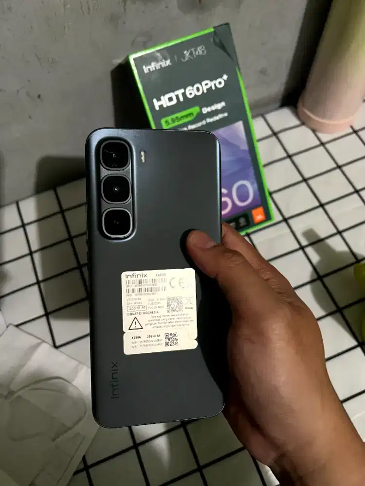 Infinix hot 60 pro+ 8/256gb