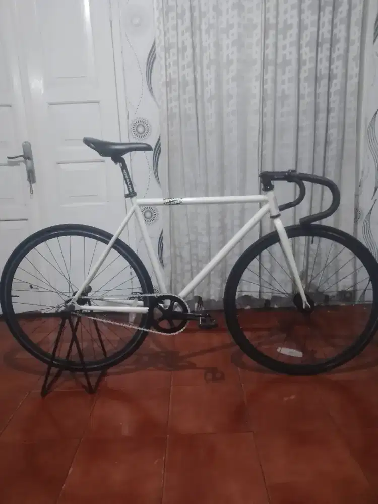 Fixie airwalk pista