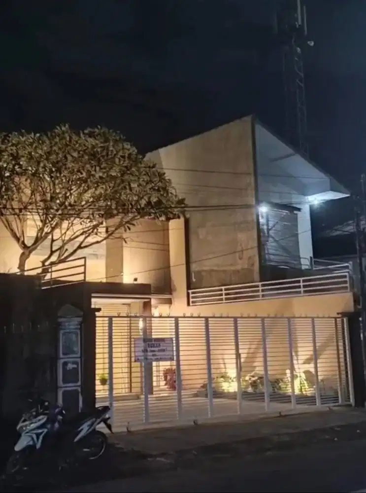 Dijual Cepat! Rukan Jember 500m Alun-Alun, Hunian & Usaha