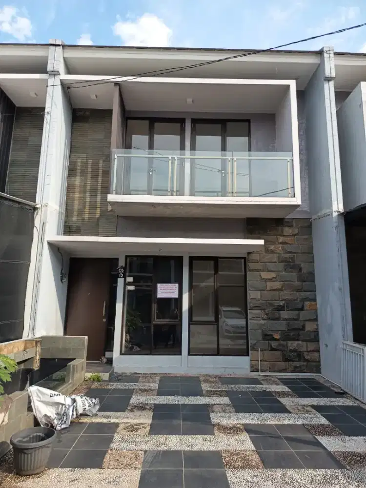 Rumah Graha Laras Sentul