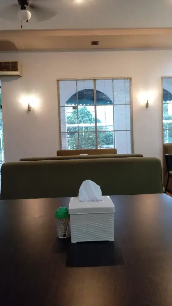 Butuh 1 barista laki laki, ada mess/kosan tapi berbayar