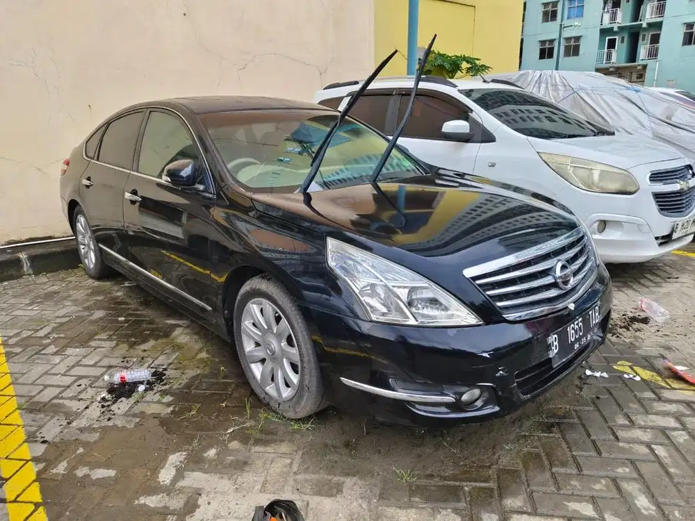 Dijual nissan teana 2010