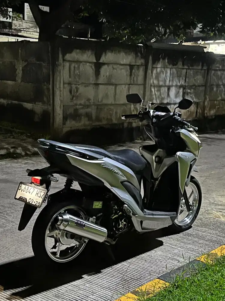 Honda vario 2018 silver