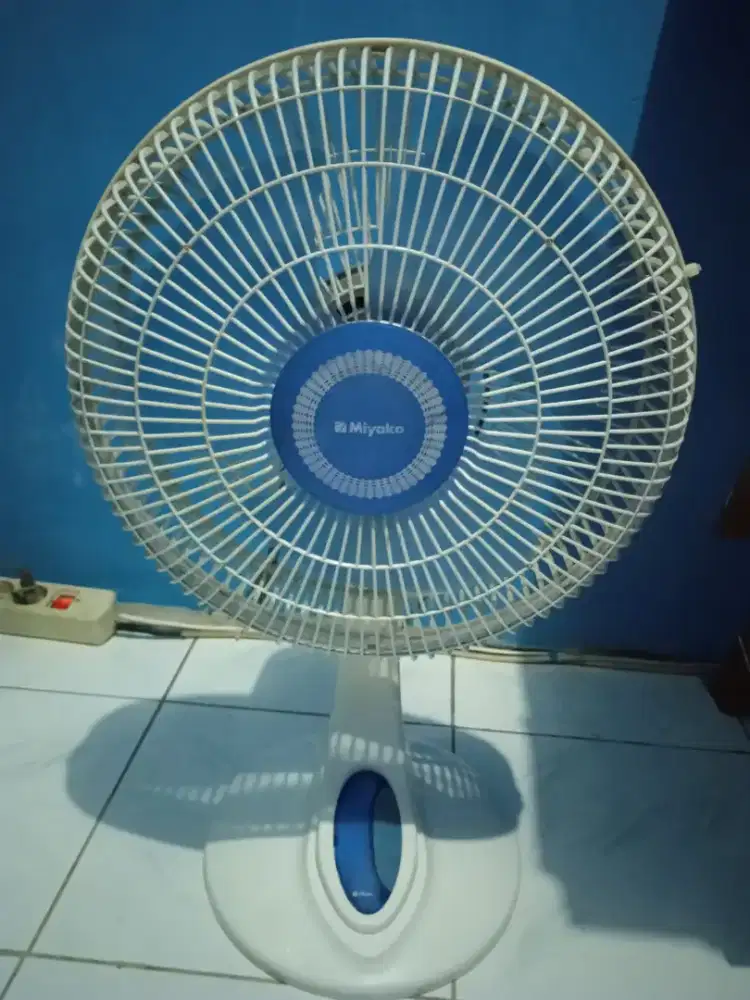 Kipas angin duduk 12 in