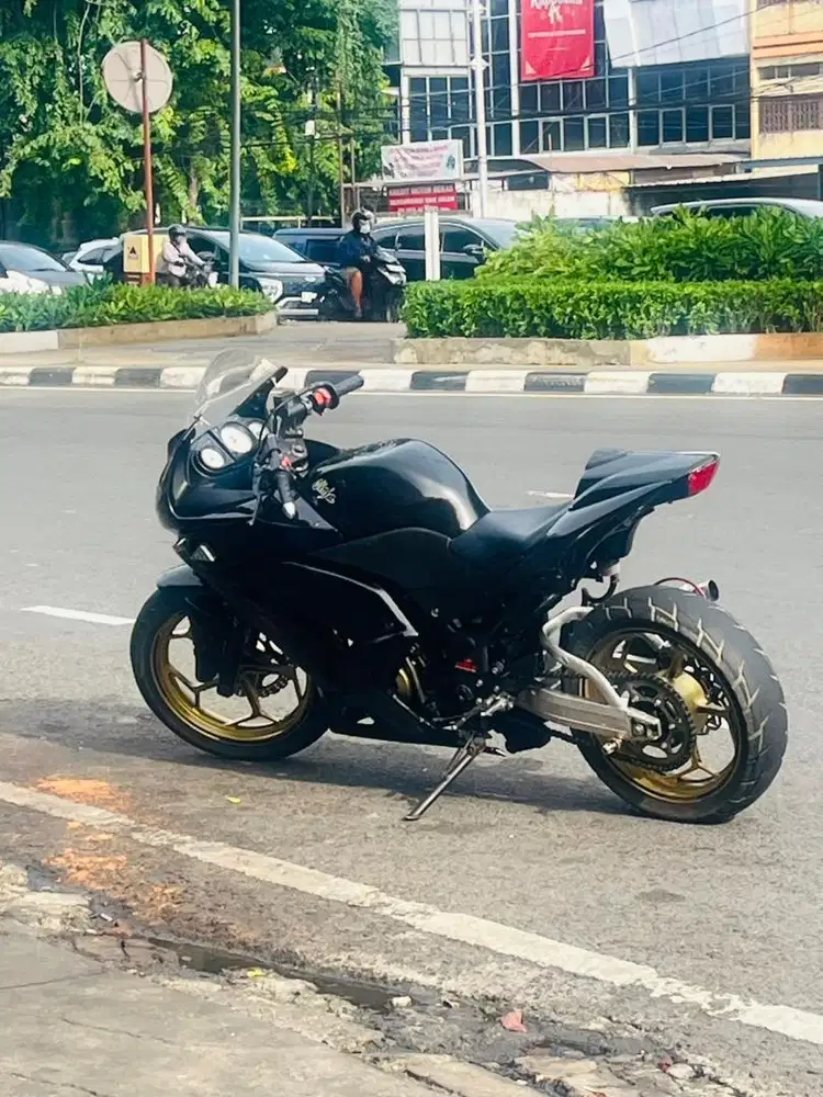 di jual ninja karbu 250cc