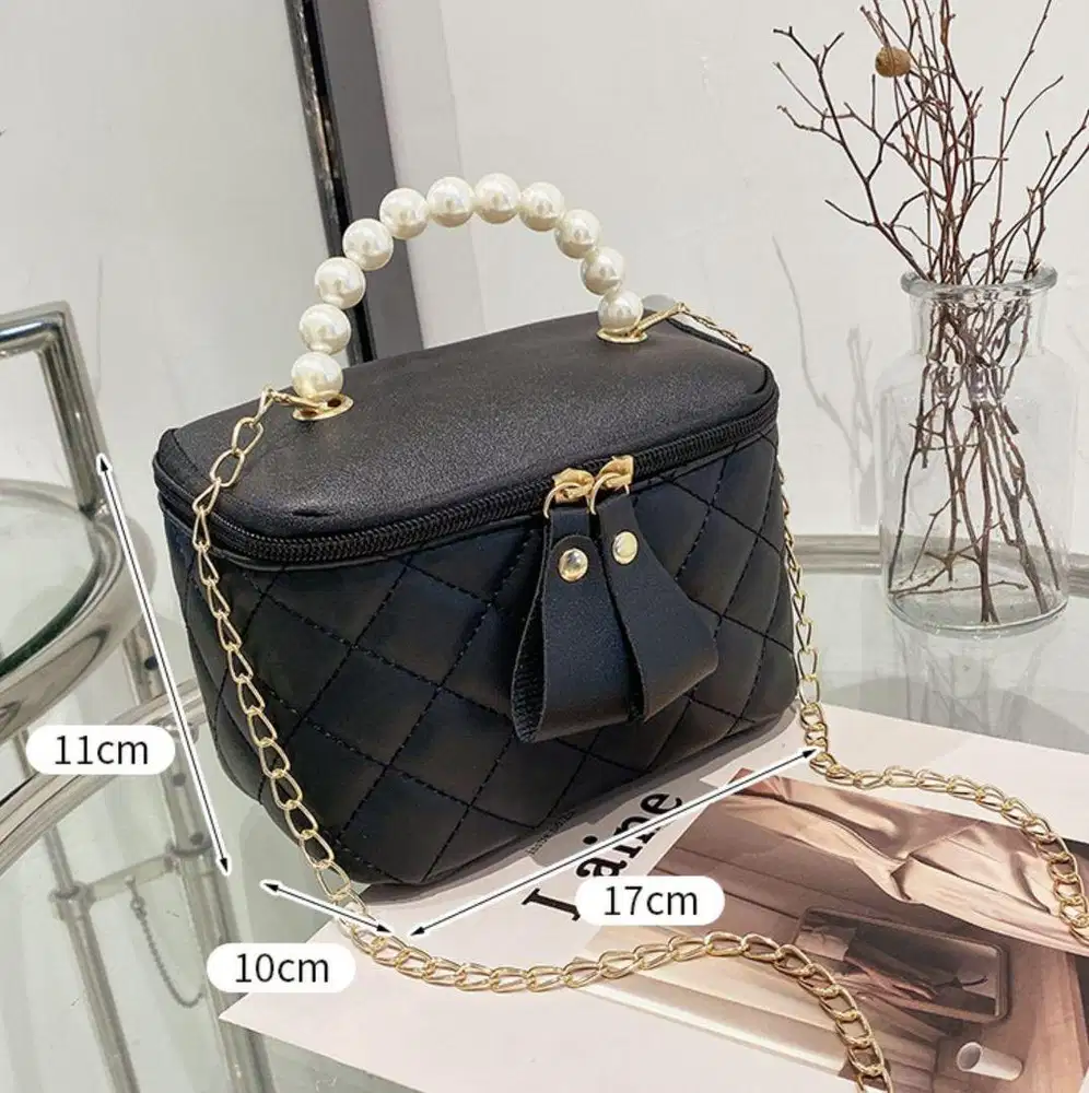 Mini Quilted Makeup Bag / Tas Kecil Pearl Handle (NEW)